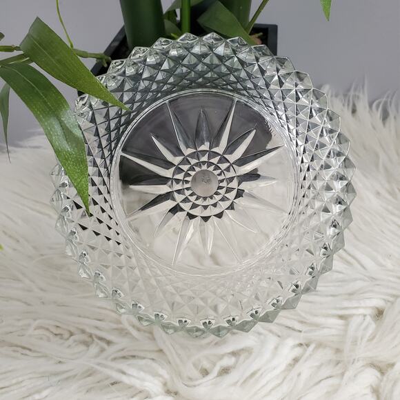 Arcoroc France Clear Vintage Starburst Glass Bowl - Picture 3 of 6